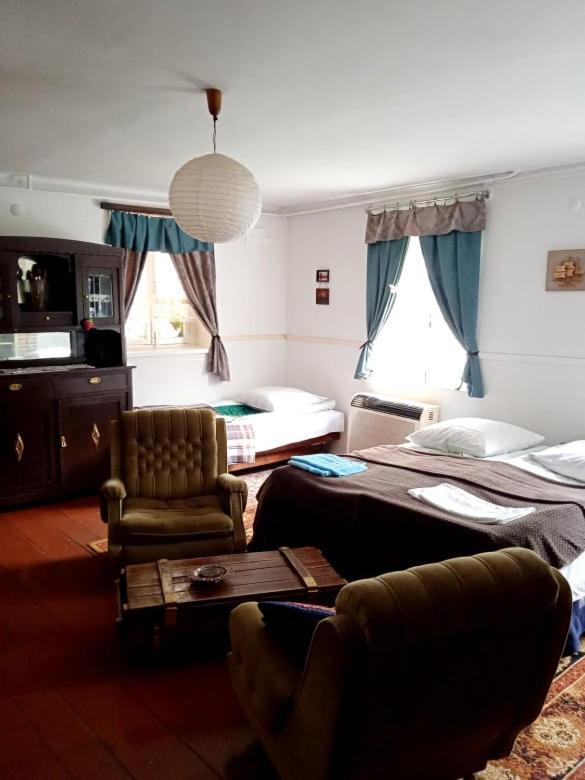 Guest House Meri Poppins Dedoplis Tskaro 外观 照片